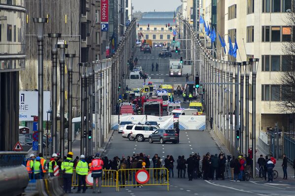 На месте взрыва в метрополитене Брюсселя. 22 марта 2016 год На месте взрыва в метрополитене Брюсселя. 22 марта 2016 год