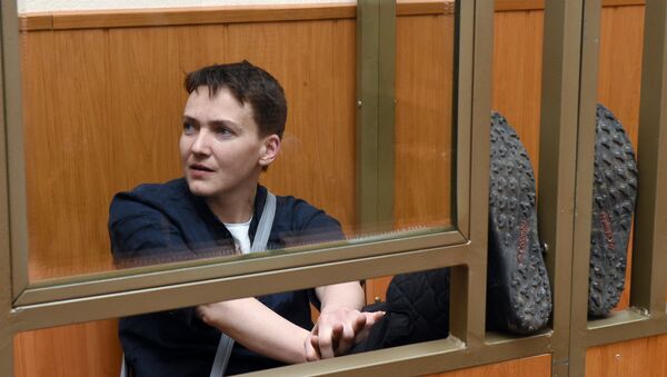 Гражданка Украины Надежда Савченко в суде. Архивное фото Гражданка Украины Надежда Савченко в суде. Архивное фото