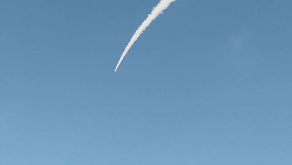 На полигоне в Астраханской области проведен боевой пуск ракеты из комплекса Искандер-М На полигоне в Астраханской области проведен боевой пуск ракеты из комплекса Искандер-М