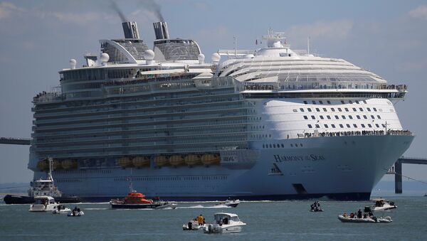 Самый большой круизный лайнер в мире — Harmony of the seas Самый большой круизный лайнер в мире — Harmony of the seas