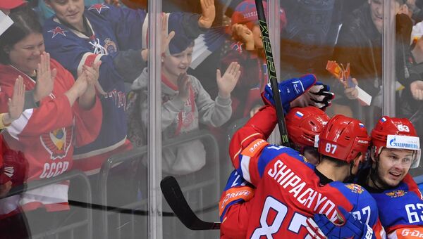 Игроки сборной России на чемпионате мира по хоккею. Архивное фото Игроки сборной России на чемпионате мира по хоккею. Архивное фото