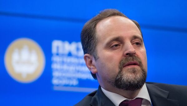 Министр природных ресурсов и экологии Российской Федерации Сергей Донской на XX Петербургском международном экономическом форуме Министр природных ресурсов и экологии Российской Федерации Сергей Донской на XX Петербургском международном экономическом форуме
