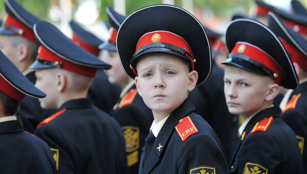 Курсанты суворовского военного училища. Архивное Фото. Курсанты суворовского военного училища. Архивное Фото.