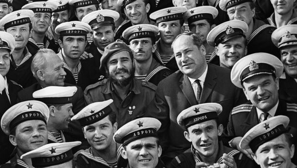 Председатель Государственного совета и Совета министров Республики Куба, лидер кубинской революции Фидель Кастро Председатель Государственного совета и Совета министров Республики Куба, лидер кубинской революции Фидель Кастро