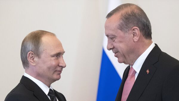 Президент России Владимир Путин и президент Турции Реджеп Тайип Эрдоган во время встречи в Санкт-Петербурге. 9 августа 2016 Президент России Владимир Путин и президент Турции Реджеп Тайип Эрдоган во время встречи в Санкт-Петербурге. 9 августа 2016
