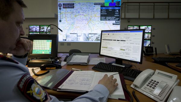 В дежурной части Главного управления министерства внутреннних дел РФ (ГУ МВД) по г. Москве. Архивное фото В дежурной части Главного управления министерства внутреннних дел РФ (ГУ МВД) по г. Москве. Архивное фото