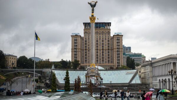 Монумент Независимости Украины на площади Независимости в Киеве Монумент Независимости Украины на площади Независимости в Киеве
