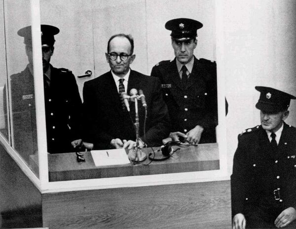 Суд над Адольфом Эйхманом в Израиле. 1961 год Суд над Адольфом Эйхманом в Израиле. 1961 год