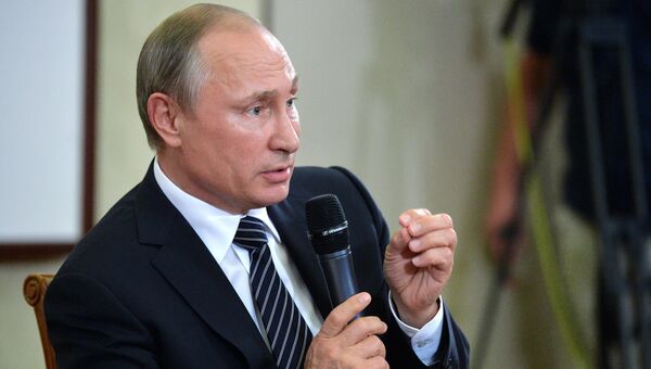 Президент РФ Владимир Путин на пресс-конференции по итогам саммита Группы двадцати G20 в Ханчжоу. 5 сентября 2016 Президент РФ Владимир Путин на пресс-конференции по итогам саммита Группы двадцати G20 в Ханчжоу. 5 сентября 2016