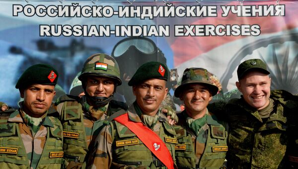 Российско-индийские учения Индра-2016 на полигоне Сергеевский в Приморском крае Российско-индийские учения Индра-2016 на полигоне Сергеевский в Приморском крае