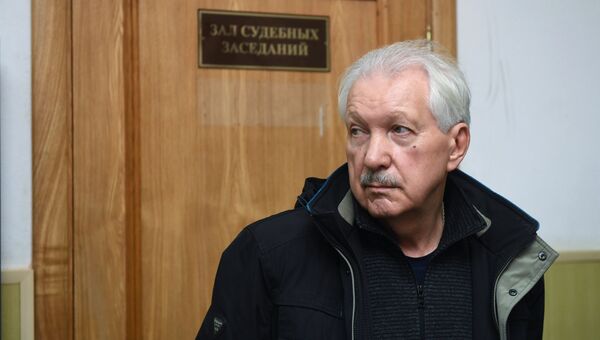 Бывший глава Коми Владимир Торлопов, обвиняемый в коррупции, в Басманном суде Москвы Бывший глава Коми Владимир Торлопов, обвиняемый в коррупции, в Басманном суде Москвы