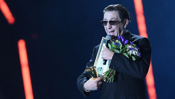 Певец Григорий Лепс на XXI Церемонии вручения национальной музыкальной премии Золотой Граммофон Певец Григорий Лепс на XXI Церемонии вручения национальной музыкальной премии Золотой Граммофон