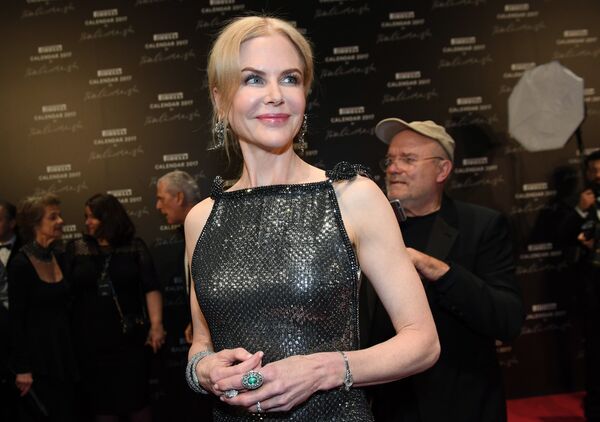 Актриса Николь Кидман на презентации календаря Pirelli 2017 Актриса Николь Кидман на презентации календаря Pirelli 2017