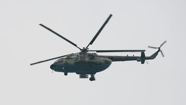 Вертолёт Ми-8, выполняющий поисково-спасательные работы у побережья Черного моря, где потерпел крушение самолет Минобороны РФ Ту-154 Вертолёт Ми-8, выполняющий поисково-спасательные работы у побережья Черного моря, где потерпел крушение самолет Минобороны РФ Ту-154
