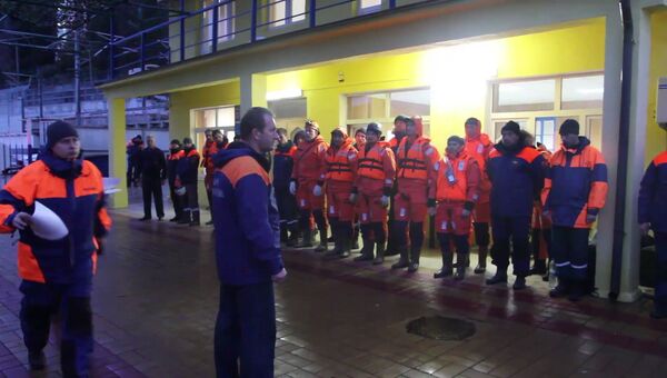 Поисковые работы в акватории Черного моря в районе крушения самолета ТУ-154 Поисковые работы в акватории Черного моря в районе крушения самолета ТУ-154