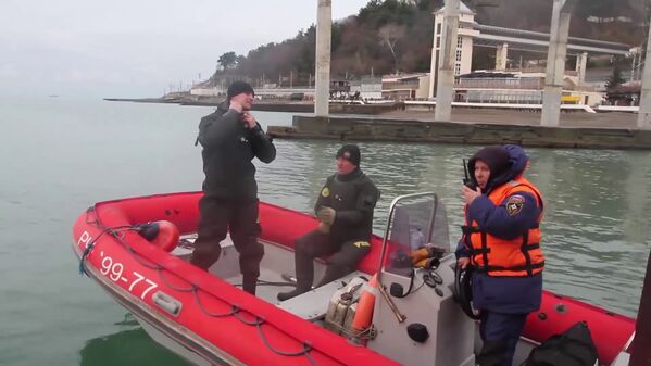 Поисковые работы в акватории Черного моря в районе крушения самолета ТУ-154 Поисковые работы в акватории Черного моря в районе крушения самолета ТУ-154