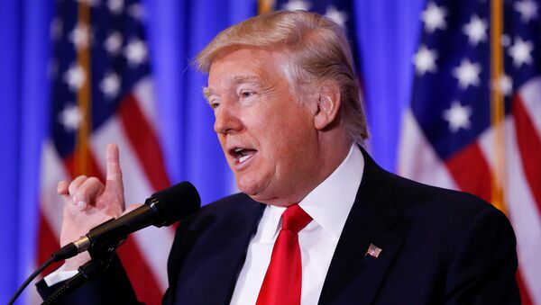 Избранный президент США Дональд Трамп во время первой официальной пресс-конференции в Нью-Йорке Избранный президент США Дональд Трамп во время первой официальной пресс-конференции в Нью-Йорке