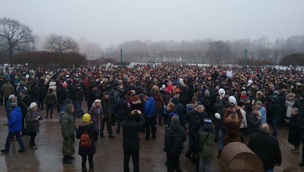 Акция против передачи Исаакиевского собора РПЦ Акция против передачи Исаакиевского собора РПЦ