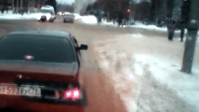 ДТП в Рыбинске. gif ДТП в Рыбинске. gif