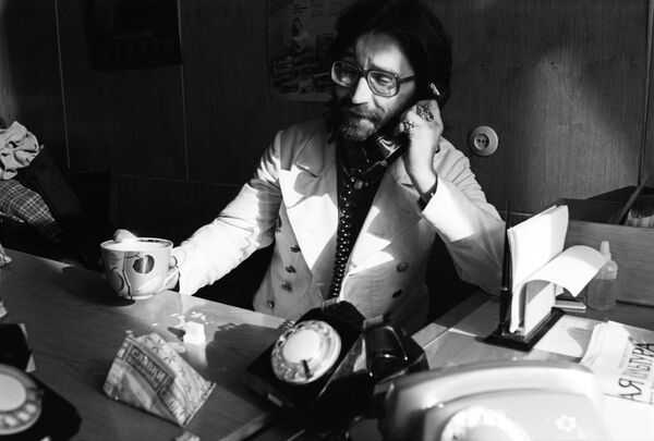 Юрий Шевчук, концерт ДДТ на фирме Мелодия, Москва, 1987 Юрий Шевчук, концерт ДДТ на фирме Мелодия, Москва, 1987