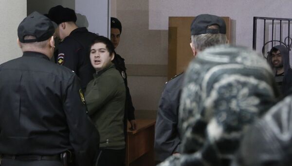 Роман Фаталиев, обвиняемый в убийстве бывшего начальника полиции Сызрани Андрея Гошта, в Самарском областном суде перед оглашением приговора. 22 февраля 2017 Роман Фаталиев, обвиняемый в убийстве бывшего начальника полиции Сызрани Андрея Гошта, в Самарском областном суде перед оглашением приговора. 22 февраля 2017
