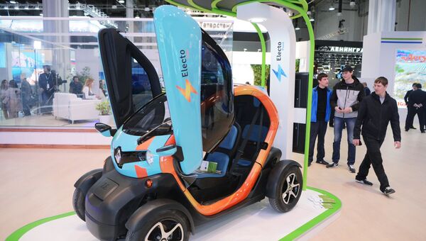 Электромобиль и электрозаправочная станция проекта Electo Taxi на выставке Российского инвестиционного форума в Сочи Электромобиль и электрозаправочная станция проекта Electo Taxi на выставке Российского инвестиционного форума в Сочи