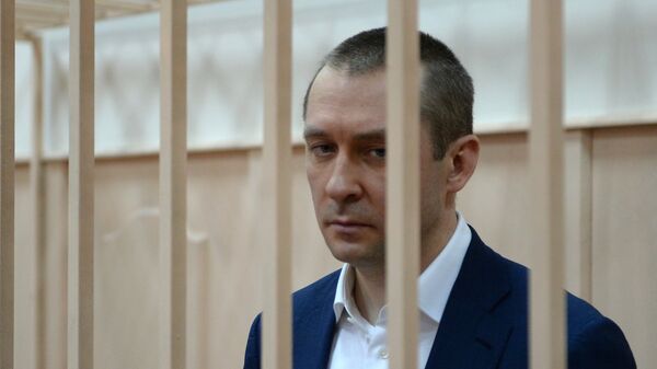 сколько денег нашли у полковника захарченко в квартире. . сколько денег нашли у полковника захарченко в квартире фото. сколько денег нашли у полковника захарченко в квартире-. картинка сколько денег нашли у полковника захарченко в квартире. картинка . Продолжение: Миллиардера из МВД поймали благодаря прослушке банкиров