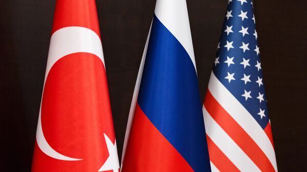 Флаги Турции, России и США Флаги Турции, России и США