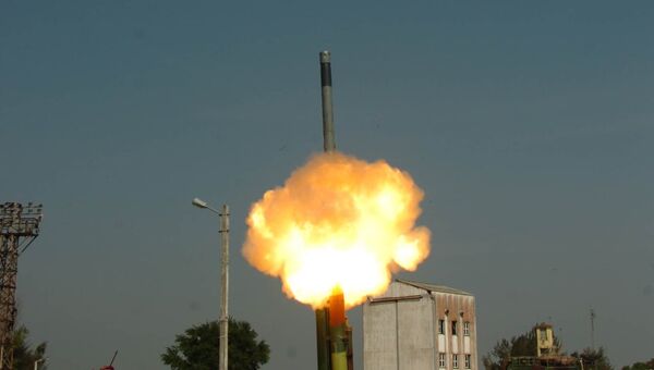 Испытательный пуск ракеты Брамос с увеличенной дальностью полета Испытательный пуск ракеты Брамос с увеличенной дальностью полета