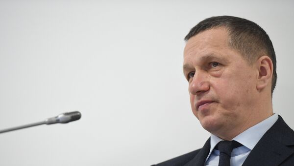 Полномочный представитель президента в Дальневосточном федеральном округе Юрий Трутнев Полномочный представитель президента в Дальневосточном федеральном округе Юрий Трутнев