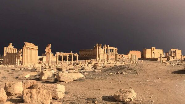 Историко-архитектурный комплекс Древней Пальмиры в сирийской провинции Хомс Историко-архитектурный комплекс Древней Пальмиры в сирийской провинции Хомс