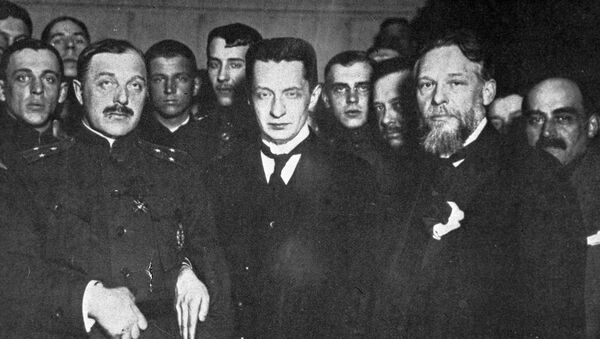 Члены Временного правительства во главе с Александром Федоровичем Керенским Члены Временного правительства во главе с Александром Федоровичем Керенским