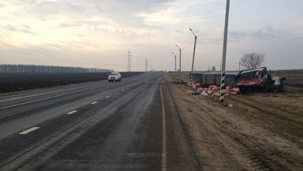 На месте ДТП на трассе Москва-Астрахань с участием автобуса и грузовика. 6 апреля 2017 На месте ДТП на трассе Москва-Астрахань с участием автобуса и грузовика. 6 апреля 2017
