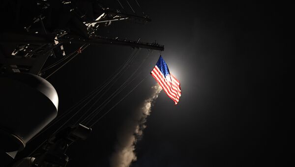 США нанесли ракетный удар по авиабазе в Сирии. Архивное фото США нанесли ракетный удар по авиабазе в Сирии. Архивное фото