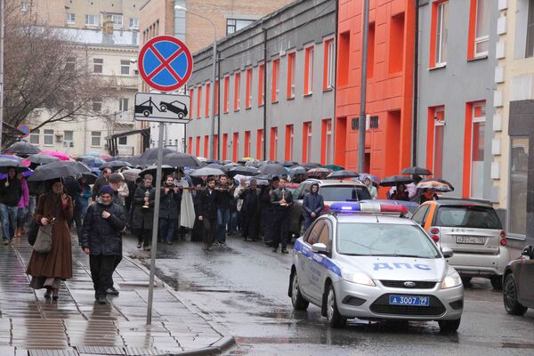 Крестный путь по улицам Москвы Крестный путь по улицам Москвы