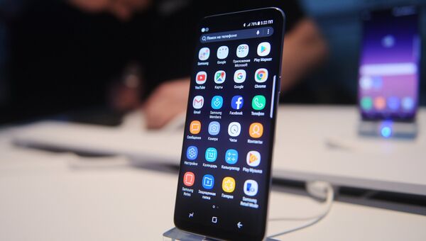 Презентация новой модели смартфона Samsung Galaxy S8 Презентация новой модели смартфона Samsung Galaxy S8
