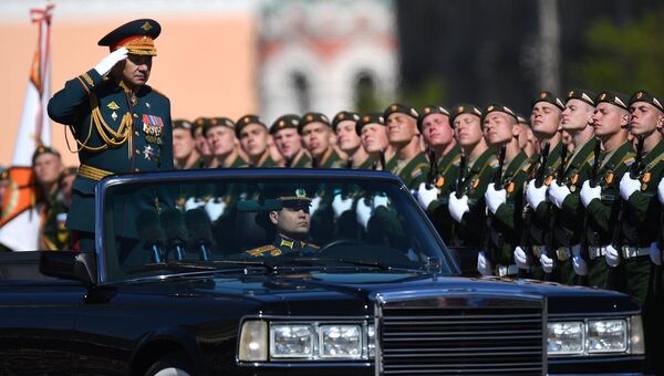 Министр обороны РФ Сергей Шойгу на генеральной репетиции военного парада в Москве, 7 мая 2017 Министр обороны РФ Сергей Шойгу на генеральной репетиции военного парада в Москве, 7 мая 2017