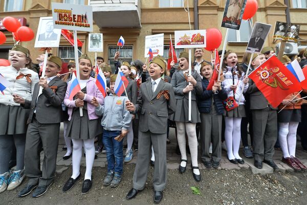 Участники марша Бессмертный полк в Ростове-на Дону Участники марша Бессмертный полк в Ростове-на Дону