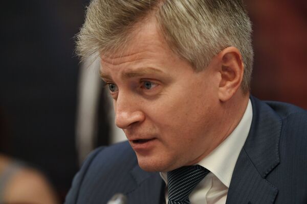 Глава департамента культуры Москвы Александр Кибовский на пресс-конференции посвященной открытию и программе XIII Международного театрального фестиваля им. А. П. Чехова Глава департамента культуры Москвы Александр Кибовский на пресс-конференции посвященной открытию и программе XIII Международного театрального фестиваля им. А. П. Чехова