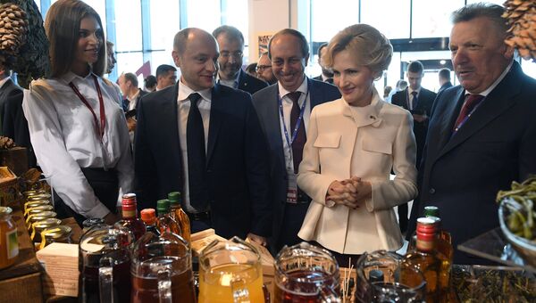 Заместитель председателя Государственной Думы РФ Ирина Яровая на Санкт-Петербургском международном экономическом форуме 2017 Заместитель председателя Государственной Думы РФ Ирина Яровая на Санкт-Петербургском международном экономическом форуме 2017