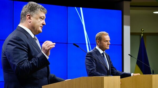 Президент Украины Петр Порошенко и президент Европейского совета Дональд Туск. Архивное фото Президент Украины Петр Порошенко и президент Европейского совета Дональд Туск. Архивное фото