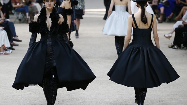 Показ коллекции Chanel Показ коллекции Chanel