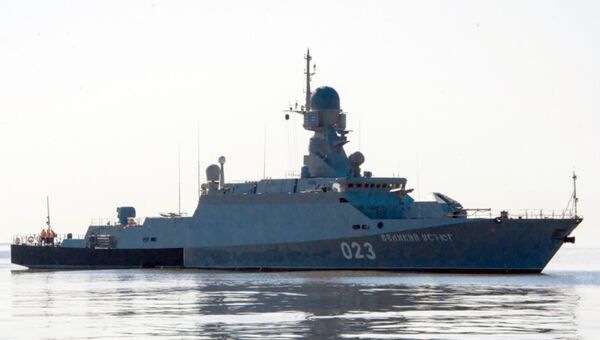 Малый ракетный корабль Великий Устюг во время учений в Каспийском море. Архивное фото Малый ракетный корабль Великий Устюг во время учений в Каспийском море. Архивное фото