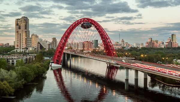 Живописный мост на северо-западе Москвы Живописный мост на северо-западе Москвы
