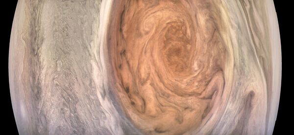 Фотография Великого красного пятна Юпитера, полученная зондом Juno 10 июля этого года Фотография Великого красного пятна Юпитера, полученная зондом Juno 10 июля этого года