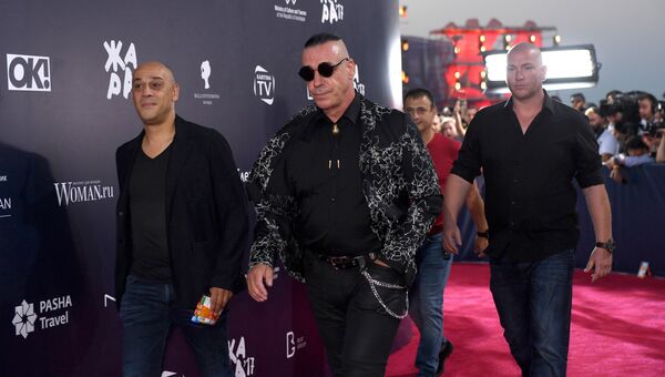 Солист группы Rammstein Тилль Линдеманн на международном музыкальном фестивале ЖАРА в Баку Солист группы Rammstein Тилль Линдеманн на международном музыкальном фестивале ЖАРА в Баку