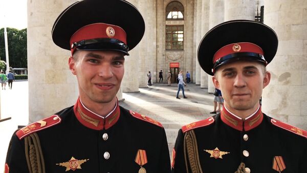 Оркестр суворовцев зажжет всех зрителей на фестивале Спасская башня Оркестр суворовцев зажжет всех зрителей на фестивале Спасская башня