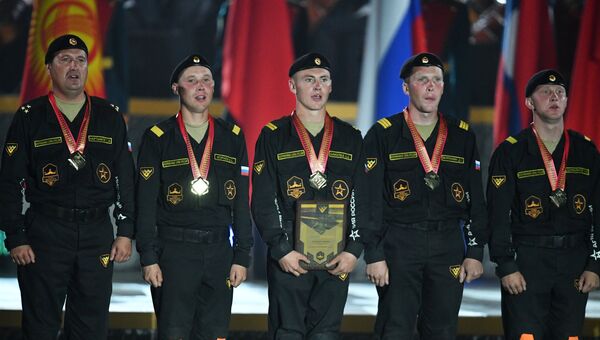 Команда армии России, занявшая первое место на соревнованиях по танковому биатлону Армейских международных Игр-2017 Команда армии России, занявшая первое место на соревнованиях по танковому биатлону Армейских международных Игр-2017