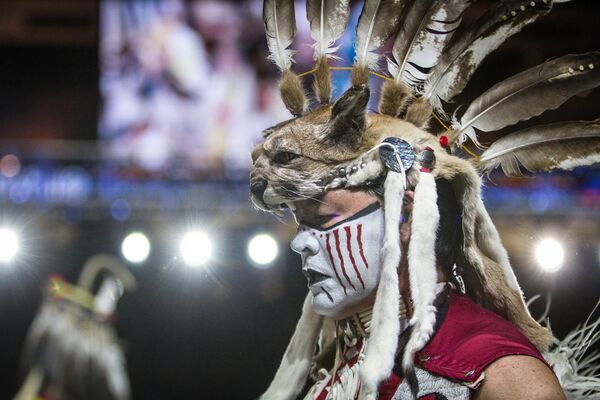 Фольклорный фестиваль индейцев Gathering of Nations в Альбукерке. 25 апреля 2015 Фольклорный фестиваль индейцев Gathering of Nations в Альбукерке. 25 апреля 2015