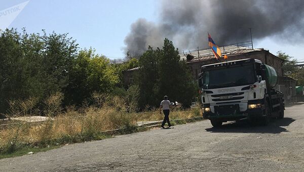 Пожар на химзаводе Наирит в Ереване, Армения. 28 августа 2017 Пожар на химзаводе Наирит в Ереване, Армения. 28 августа 2017